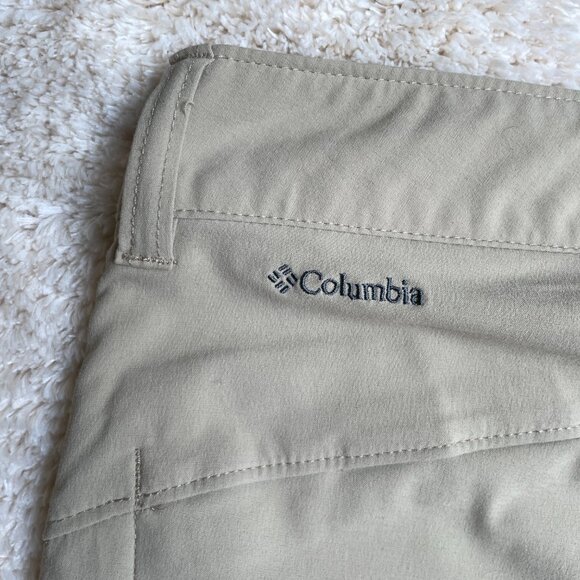 Columbia Omni-Shield Womens Sz 4 Tan Convertible Nylon Hiking Pants Lightweight - Picture 13 of 16
